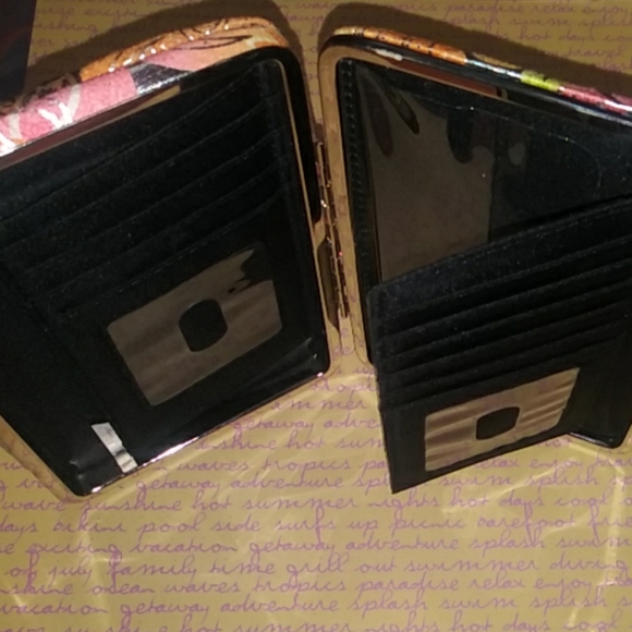 Western Style Wallet - Picture 4 of 5